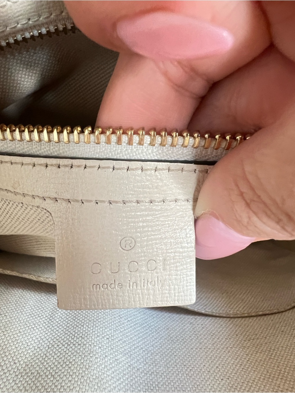 Gucci GG Canvas Satchel in Beige and White with Gold Hardware - Picture 6 of 7